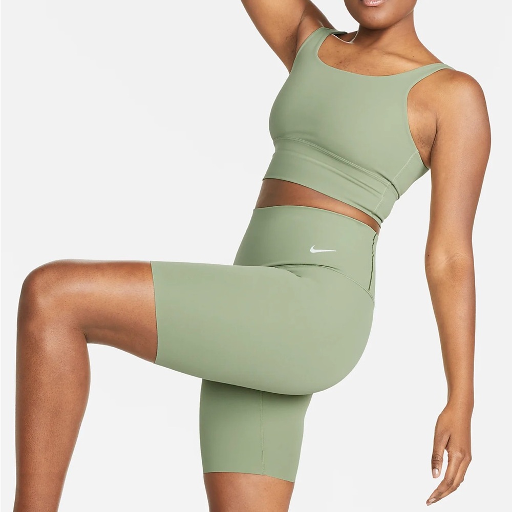 Nike Zenvy Gentle-Support Bike Shorts